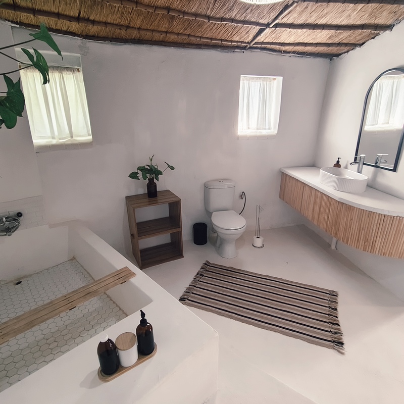 Main Bedroom En-Suite